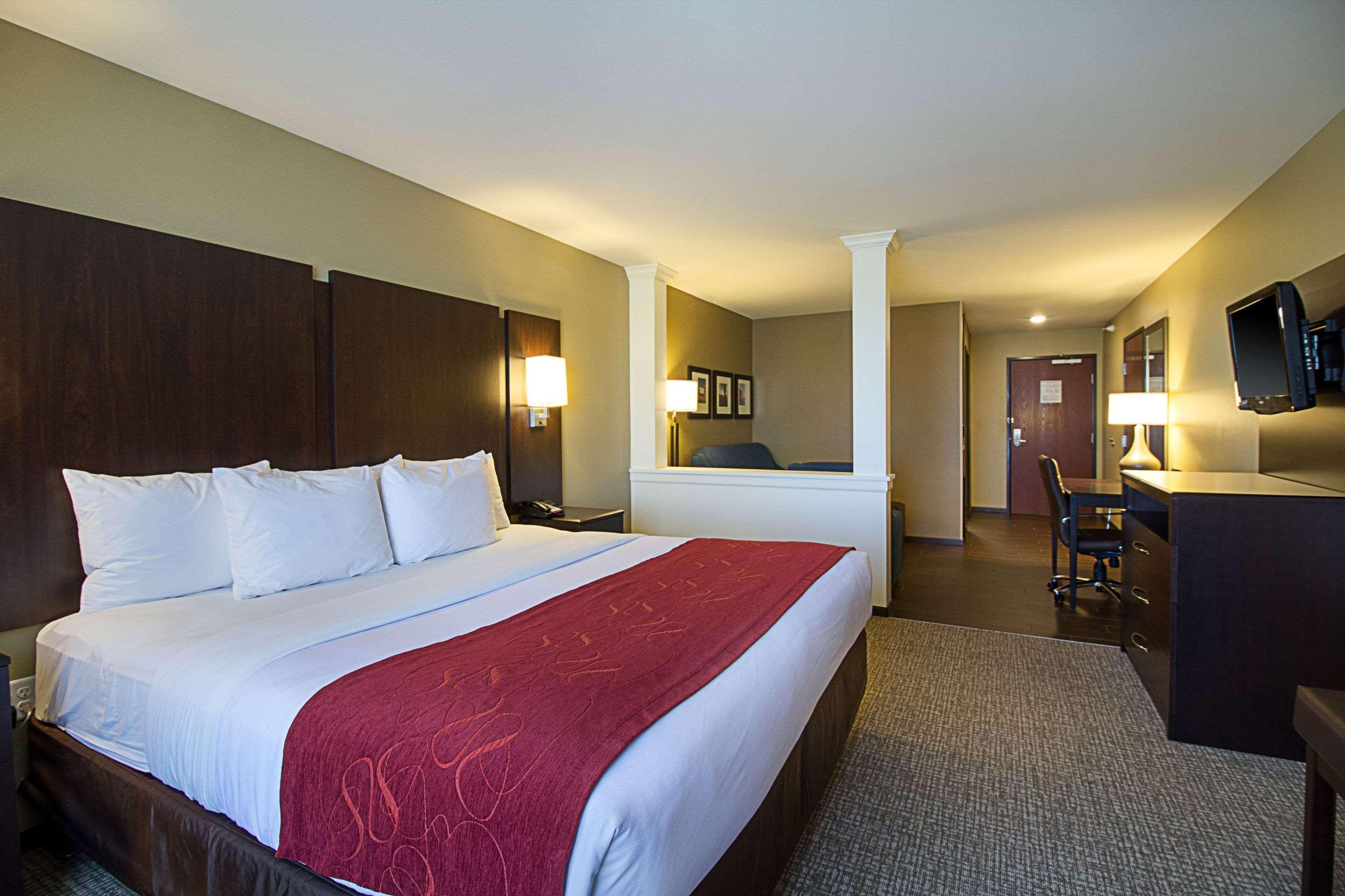 Comfort Suites & Conference Center Worthington Buitenkant foto